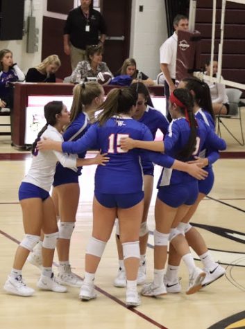 Waterford Volleyball Advances to State Quarterfinals With a Win Over Amistad
